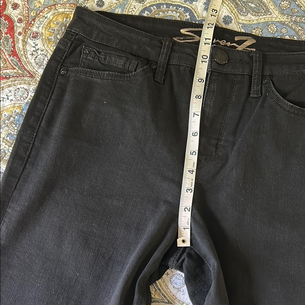 Seven7 Black Denim Shorts 12 - Picture 5 of 8